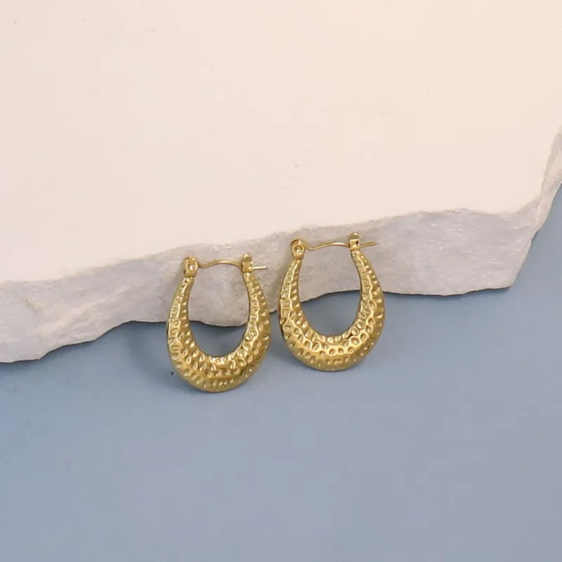High-end dotted gold plated earrings