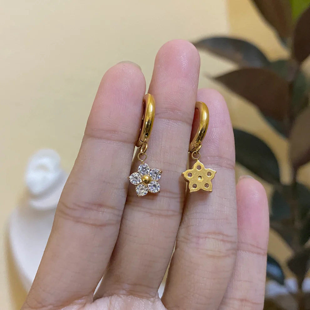 Luxurious Flower gold plated pvd earrings