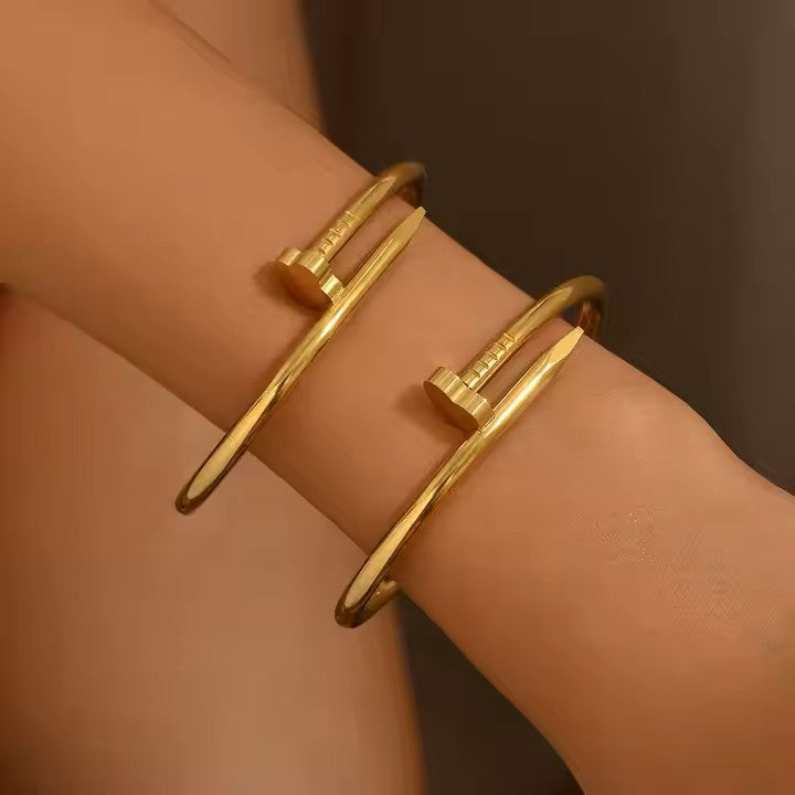 Ultra-fine Nail Kada gold plated necklace