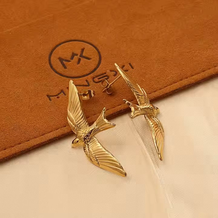 Luxurious free spirit bird earings
