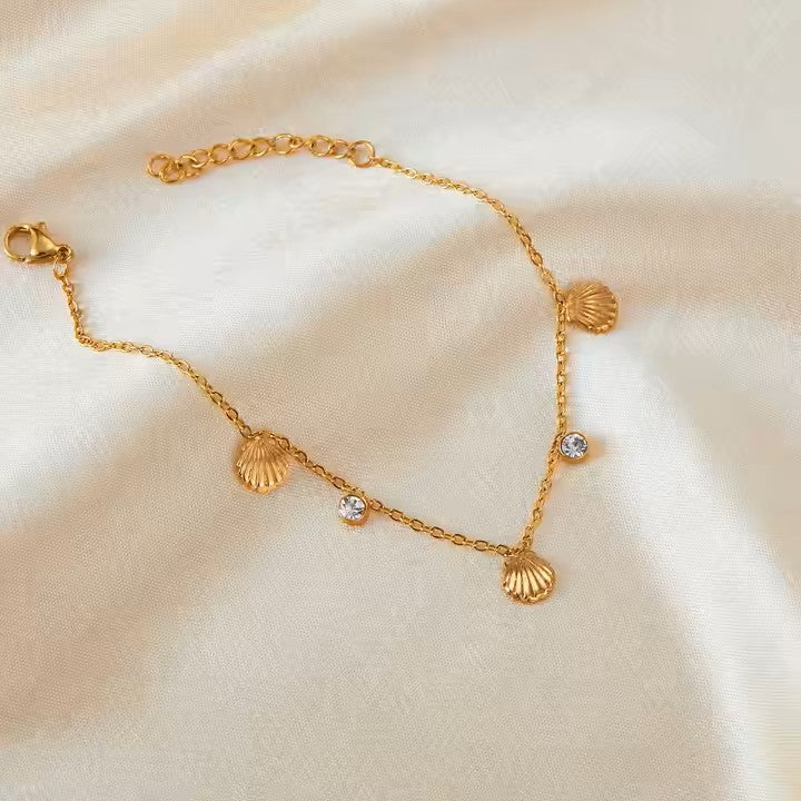 Shell premium gold plated bracelet