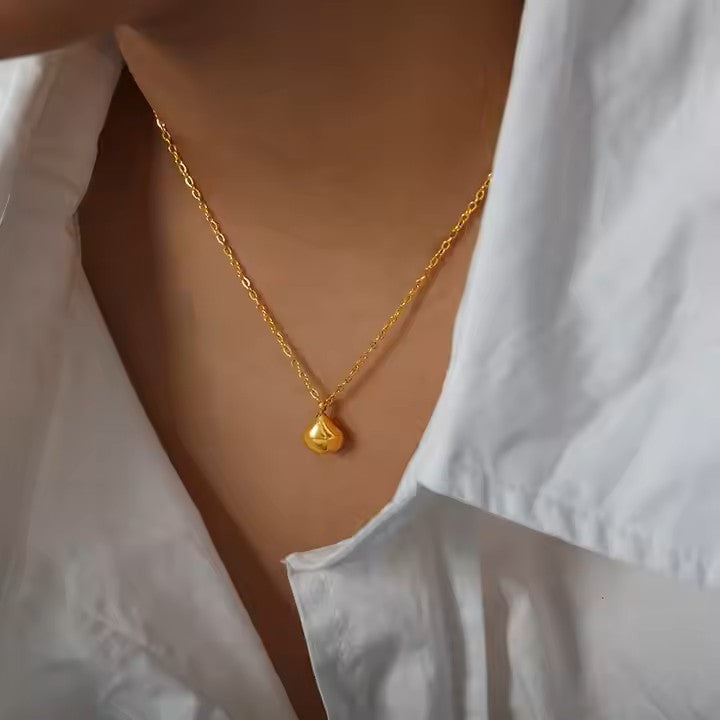 Luxe Teardrop stainless steel necklace