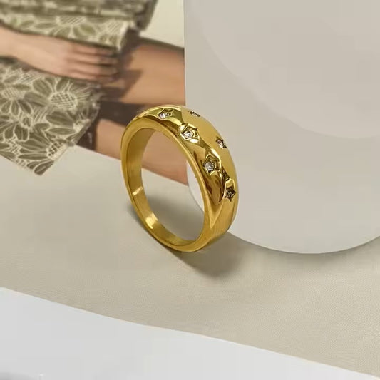 High-end Minimalist Contemporary ring