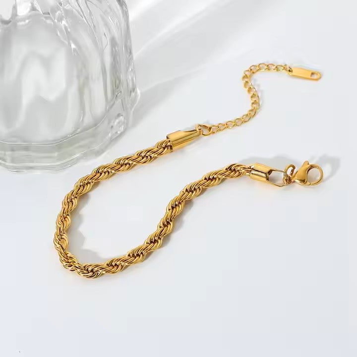 Basic rope chain bracelet