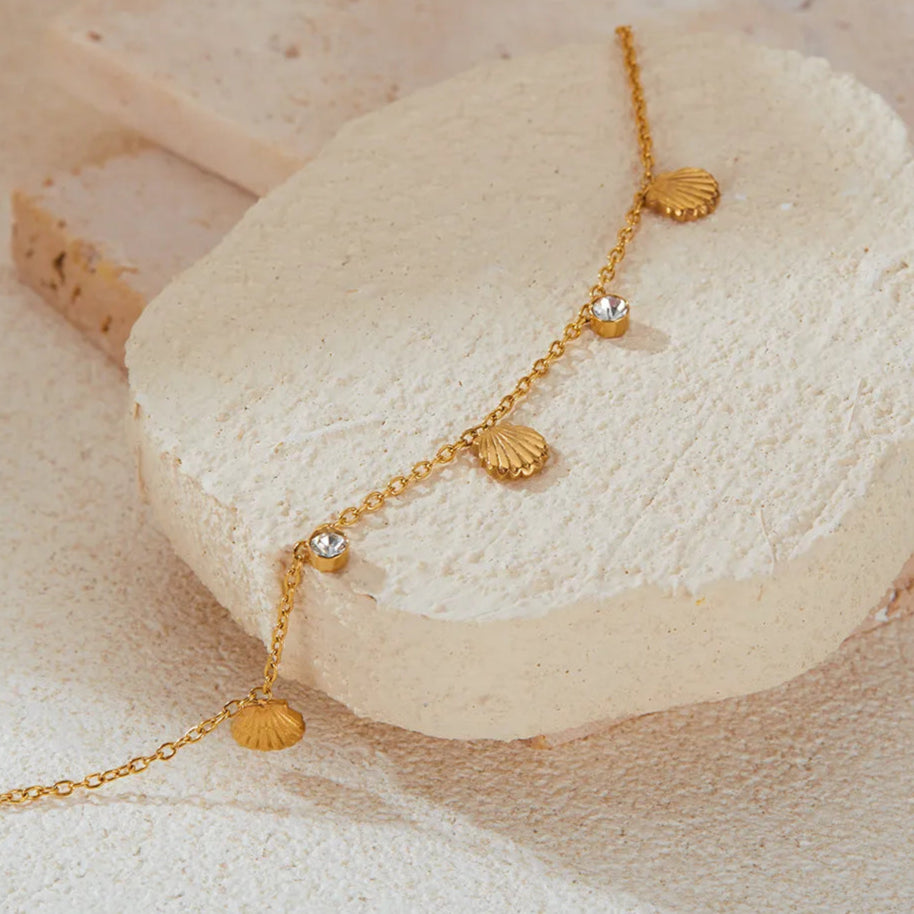 Shell premium gold plated bracelet