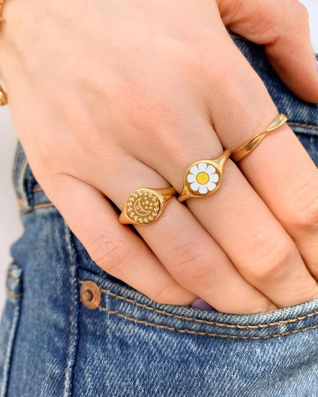 High -quality Moon ring