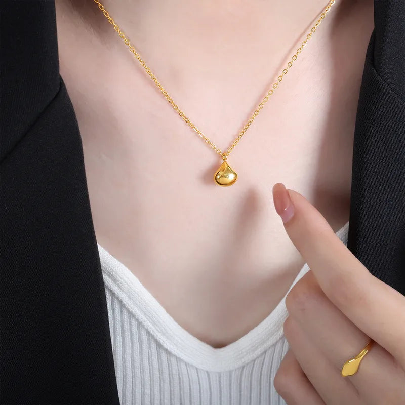 Luxe Teardrop stainless steel necklace
