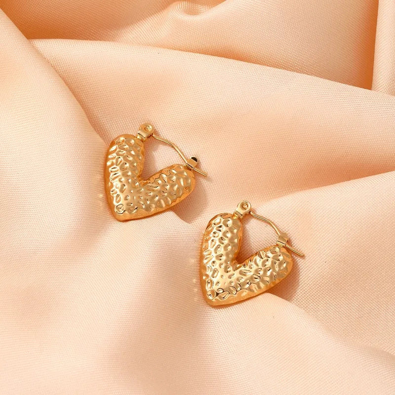 Dotted heart hoops