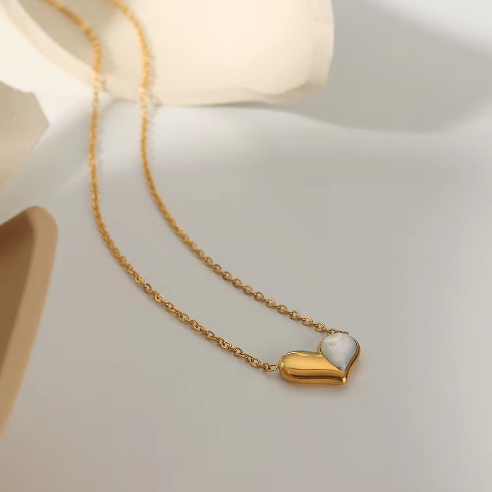 Luxe heart pendant chain necklace