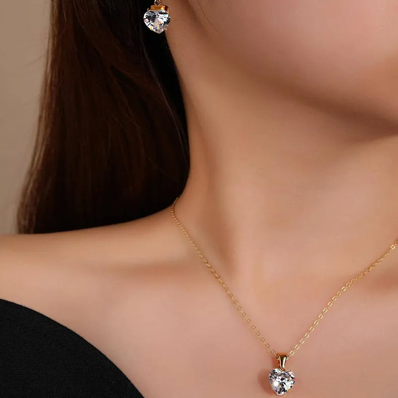 Neacklace along with Earings set