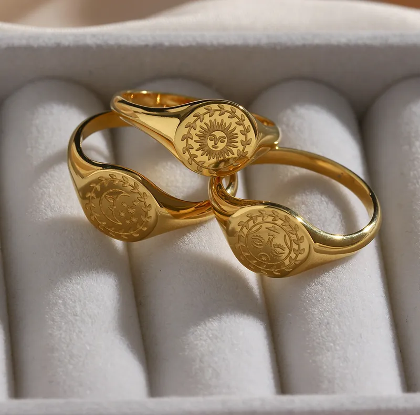 High -quality Moon ring