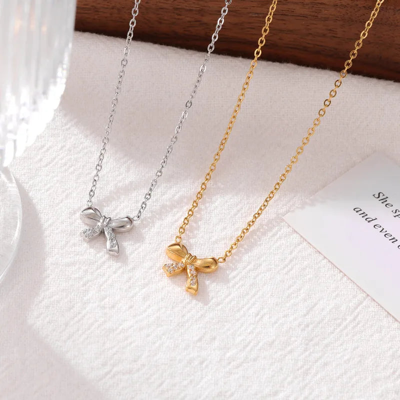 Luxe darling bow chain necklace