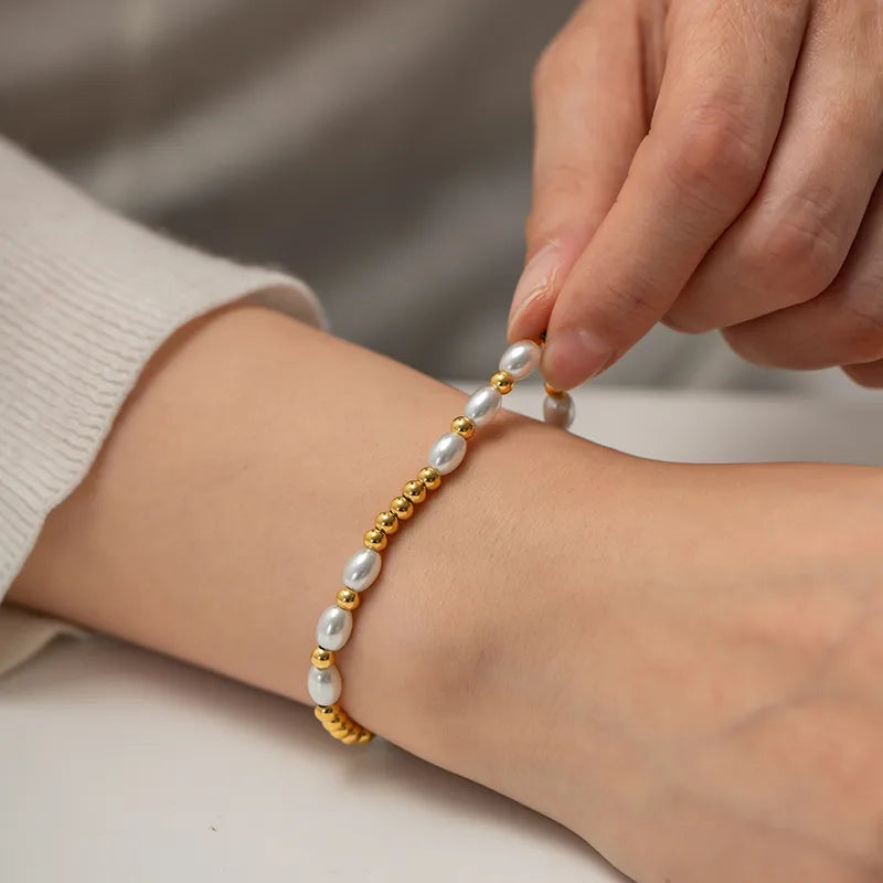 Pearl gold plated chain bracelet
