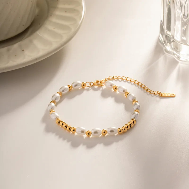 Pearl gold plated chain bracelet