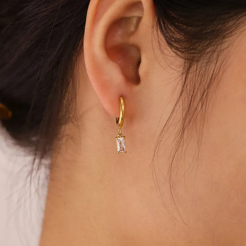Cubic zirconia drop earings