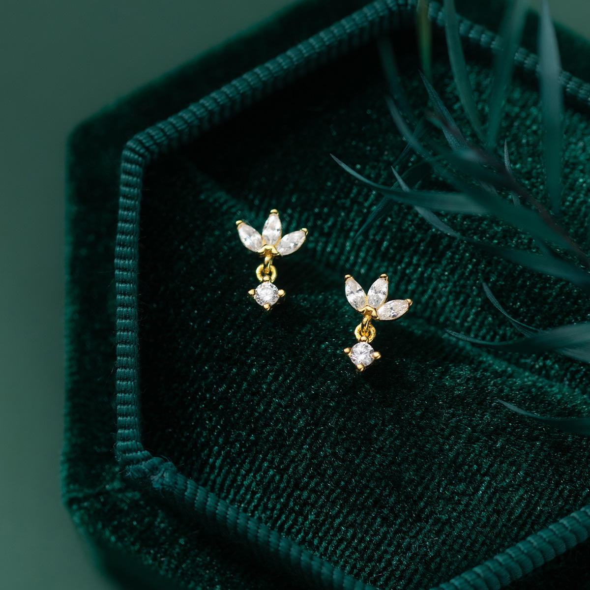 Luna crystal drop stud earings
