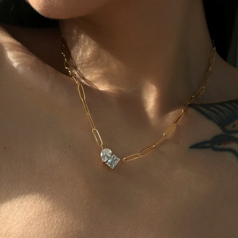 Retro water droplet necklace
