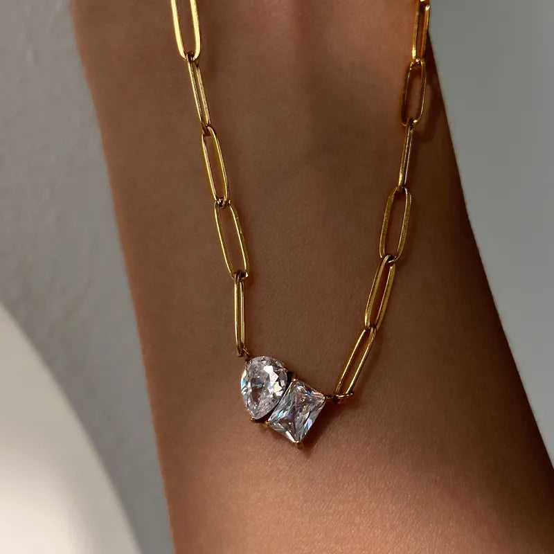 Retro water droplet necklace