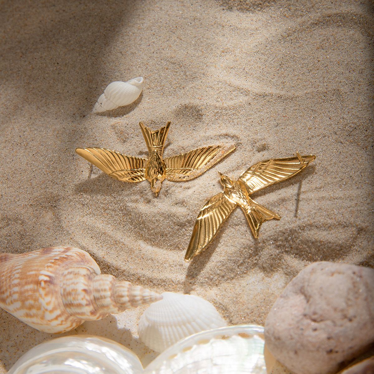 Luxurious free spirit bird earings