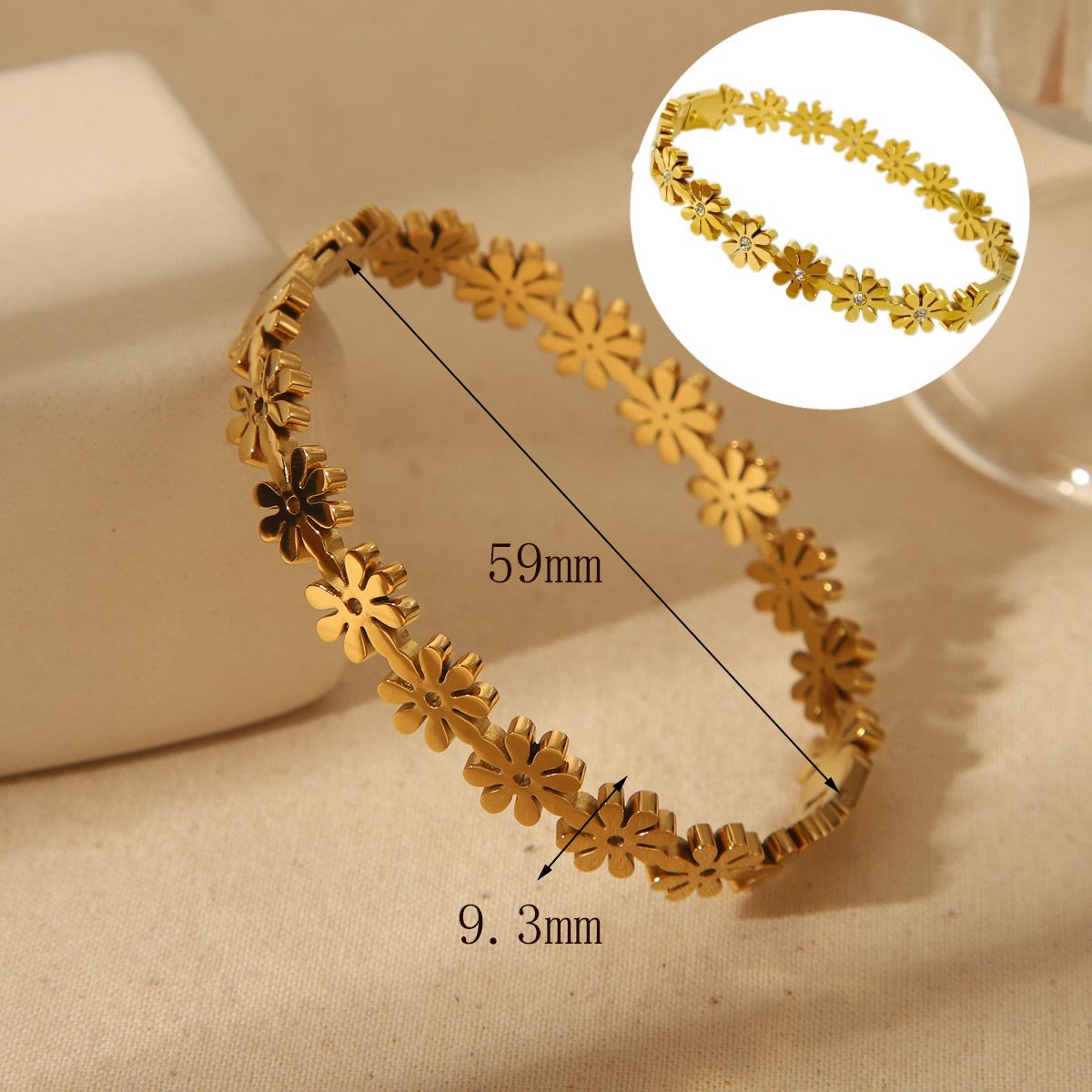 Ultra fine daisy dream bangle