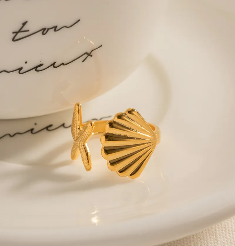 Elegant starfish gold plated anti-tarnish adjustable ring