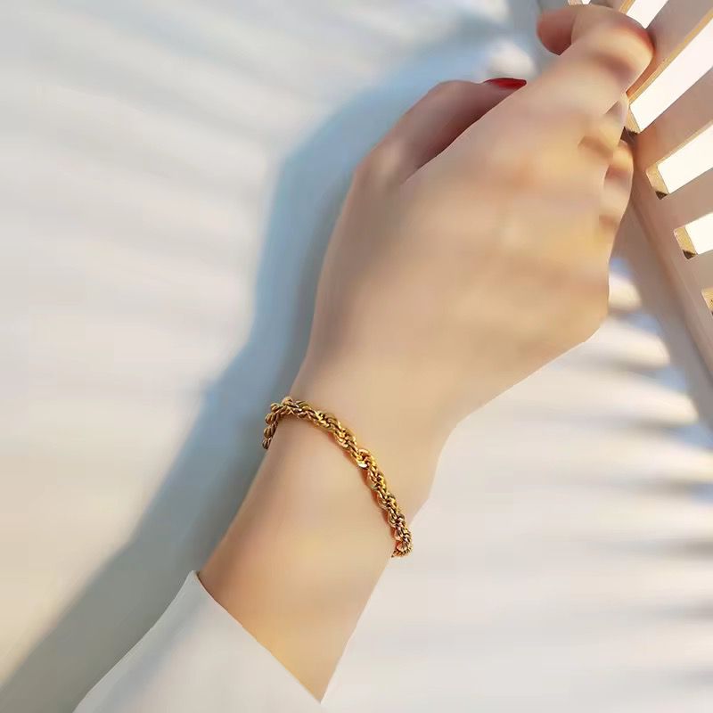 Basic rope chain bracelet