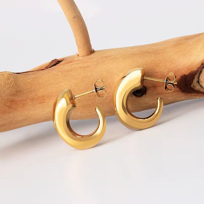 Beautiful C shaped anti tarnish earrings