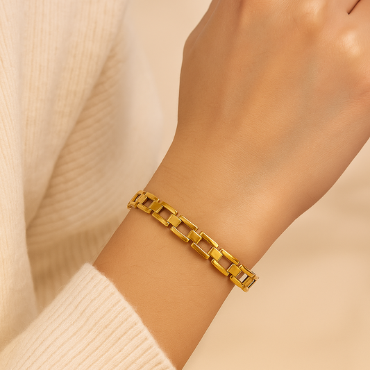 Ultra-fine geometric anti tarnish adjustable bracelet