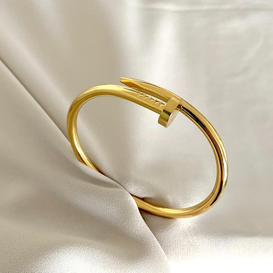 Ultra-fine Nail Kada gold plated necklace
