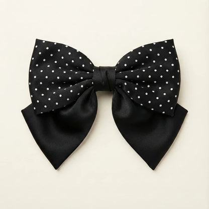 Golden Bloom Botanical Kit | A soft botanical statement in gold & pearl accents