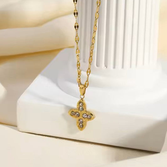 Luxe Gold floral crystal pendant stainless steel necklace
