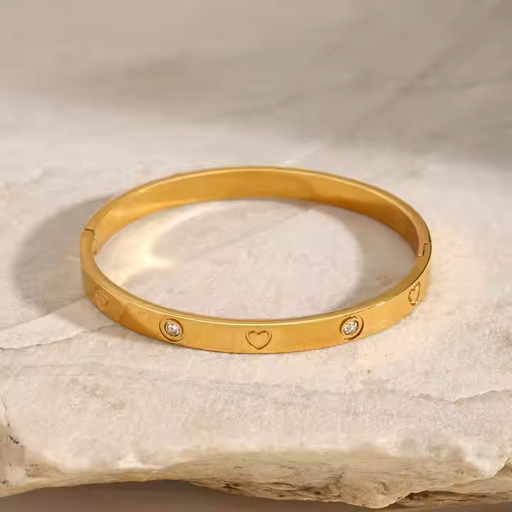 High quality heart zirconia stainless steel bracelet