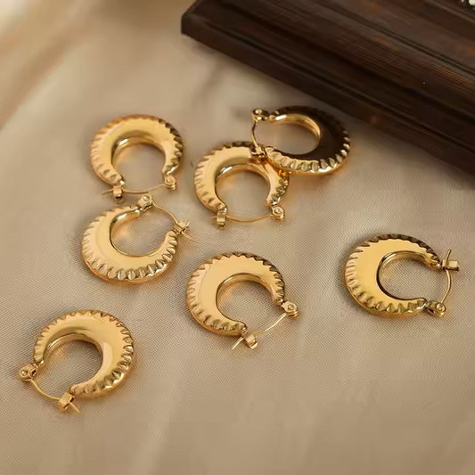 high-quality Party-wear round gold plated earrings