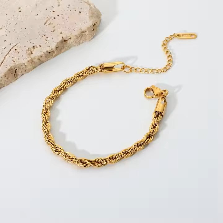 Basic rope chain bracelet