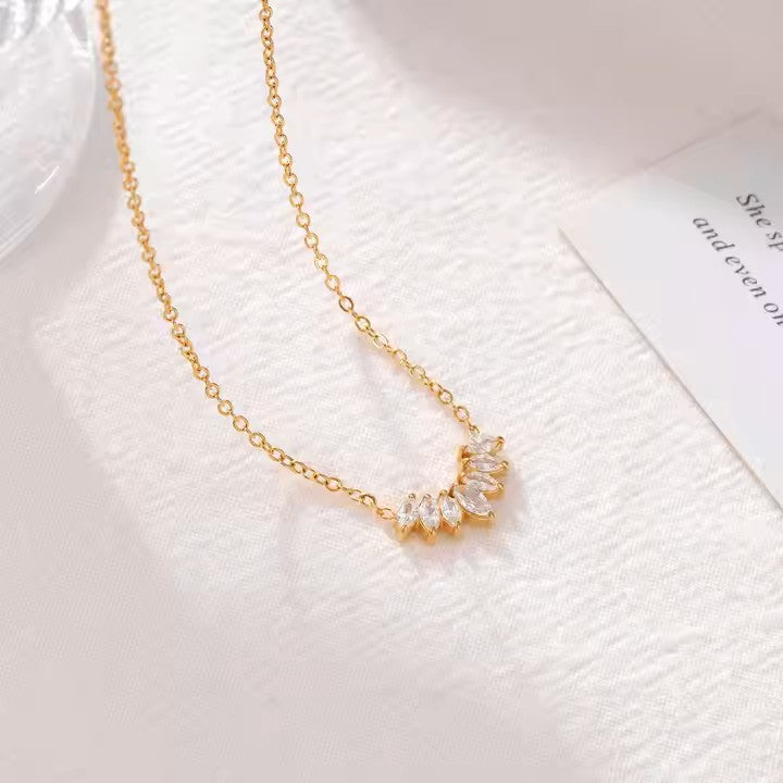 Premium Oval diamonds connected pvd gold plated cable chain necklace