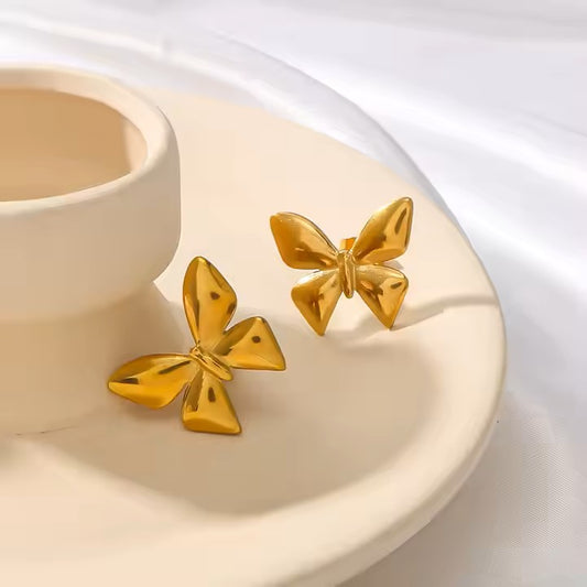 High-class Minimal butterfly stainless pvd gold plated ear studs or earings Mystjuels