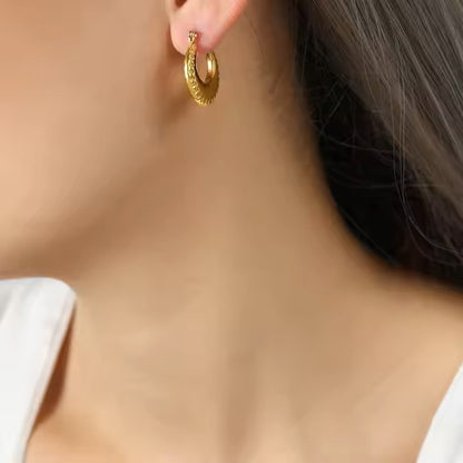 high-quality Party-wear round gold plated earrings