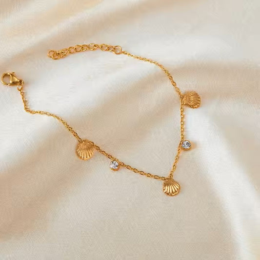 Shell premium gold plated bracelet