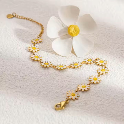 Ultra-fine White daisy anti tarnish gold plated bracelet