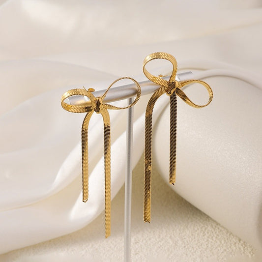 Anti tarnish bow earings