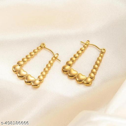 Luxury Beautiful Gold earings with heart details