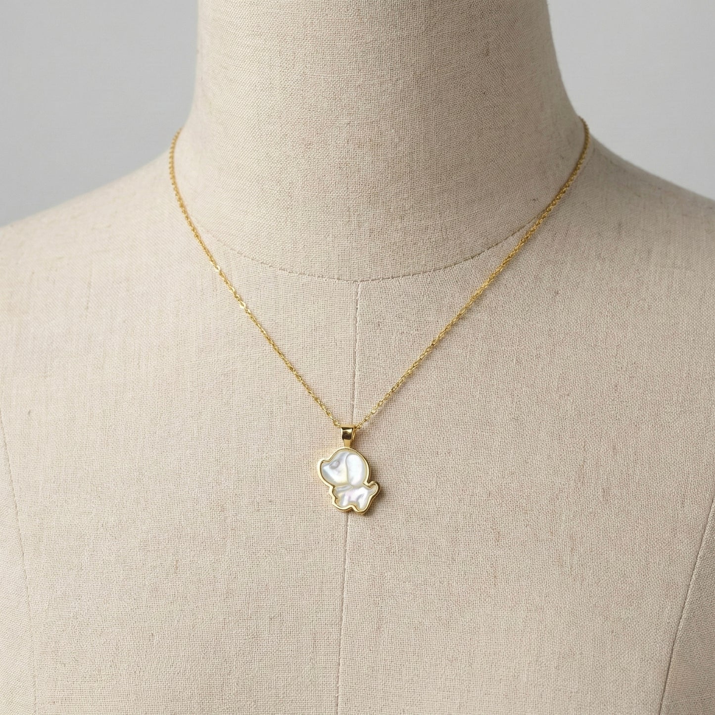 Pearl Puppy Charm Necklace – Stainless Steel Gold Plated