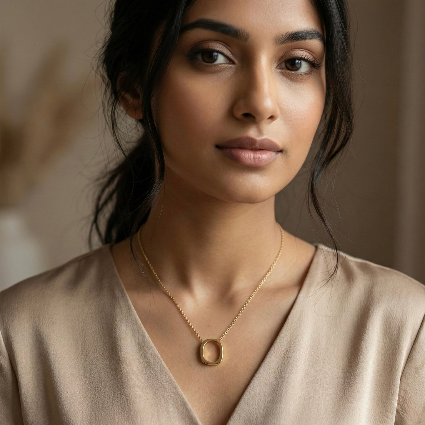 Minimal Oval Gold Pendant Necklace – Champagne Gold Stainless Steel | Myst Juels