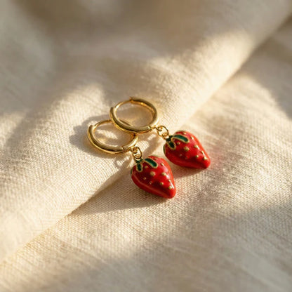 Strawberry Fields Starter – Playful Everyday Gold Charm Set