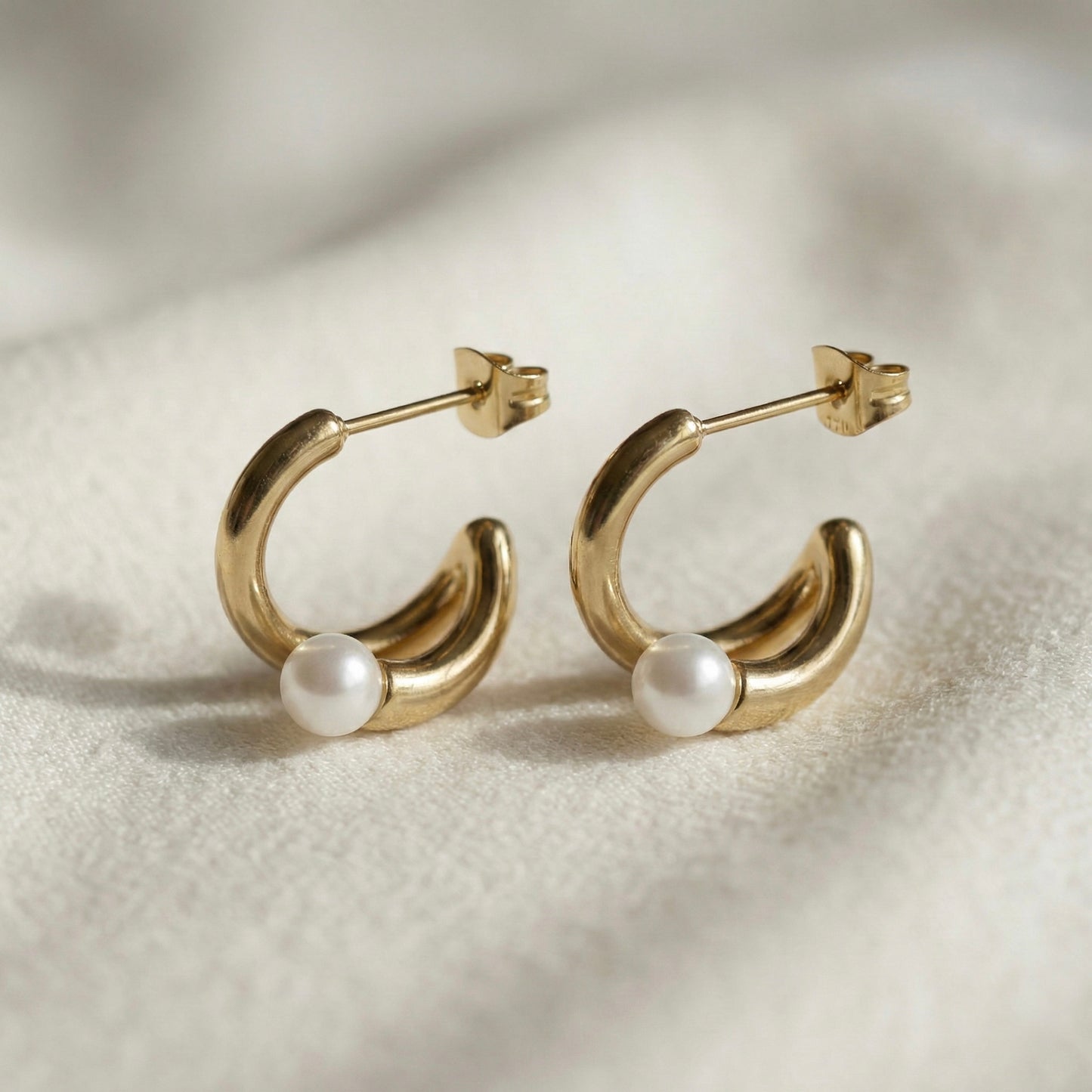 Aurora Pearl Gold Hoop Earrings