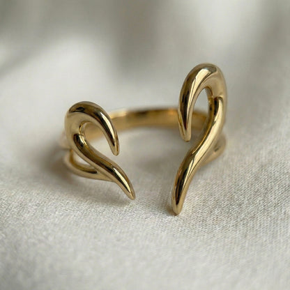 Myst Juels Open Heart Swirl Gold Adjustable Ring