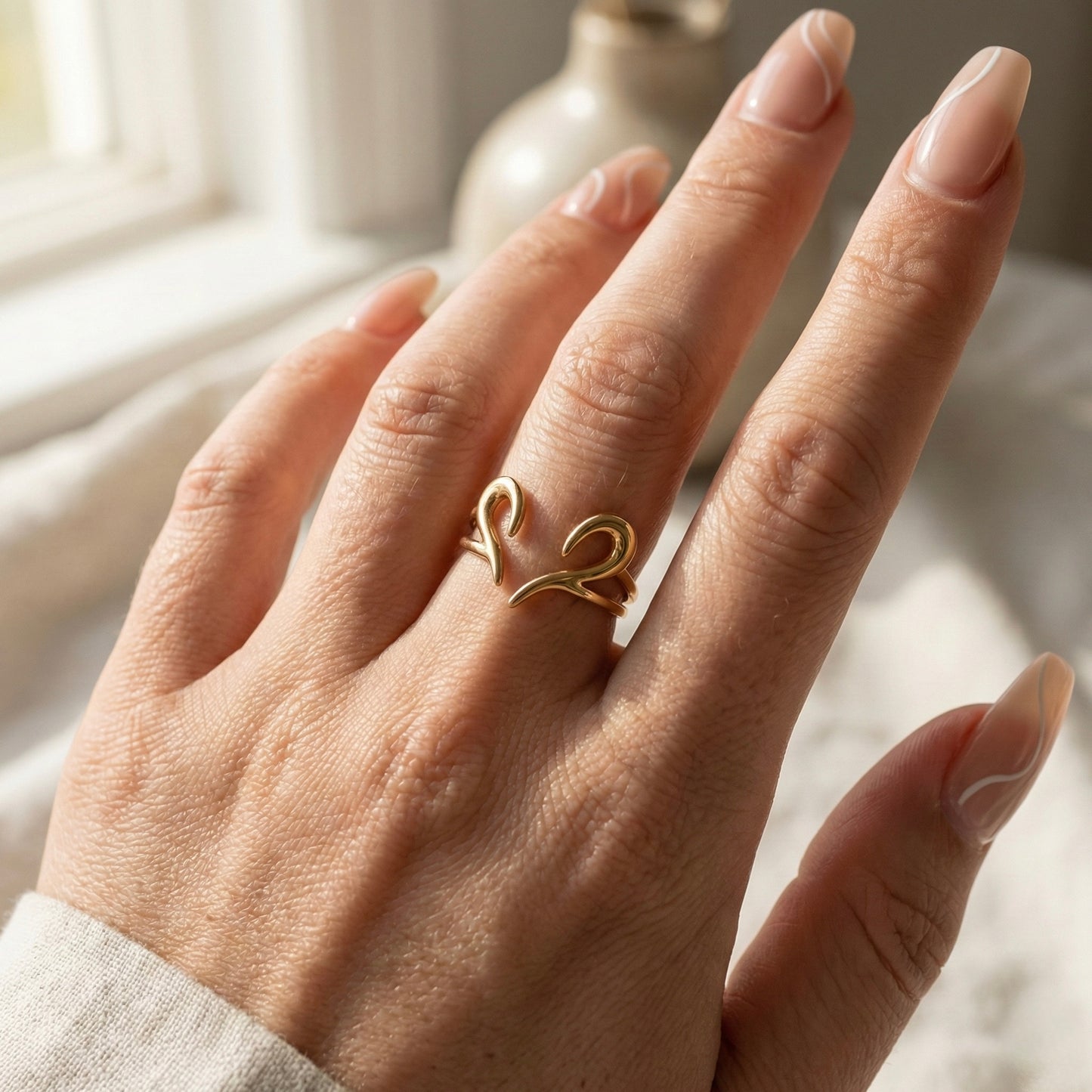 Myst Juels Open Heart Swirl Gold Adjustable Ring