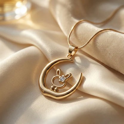 Strawberry Fields Starter – Playful Everyday Gold Charm Set