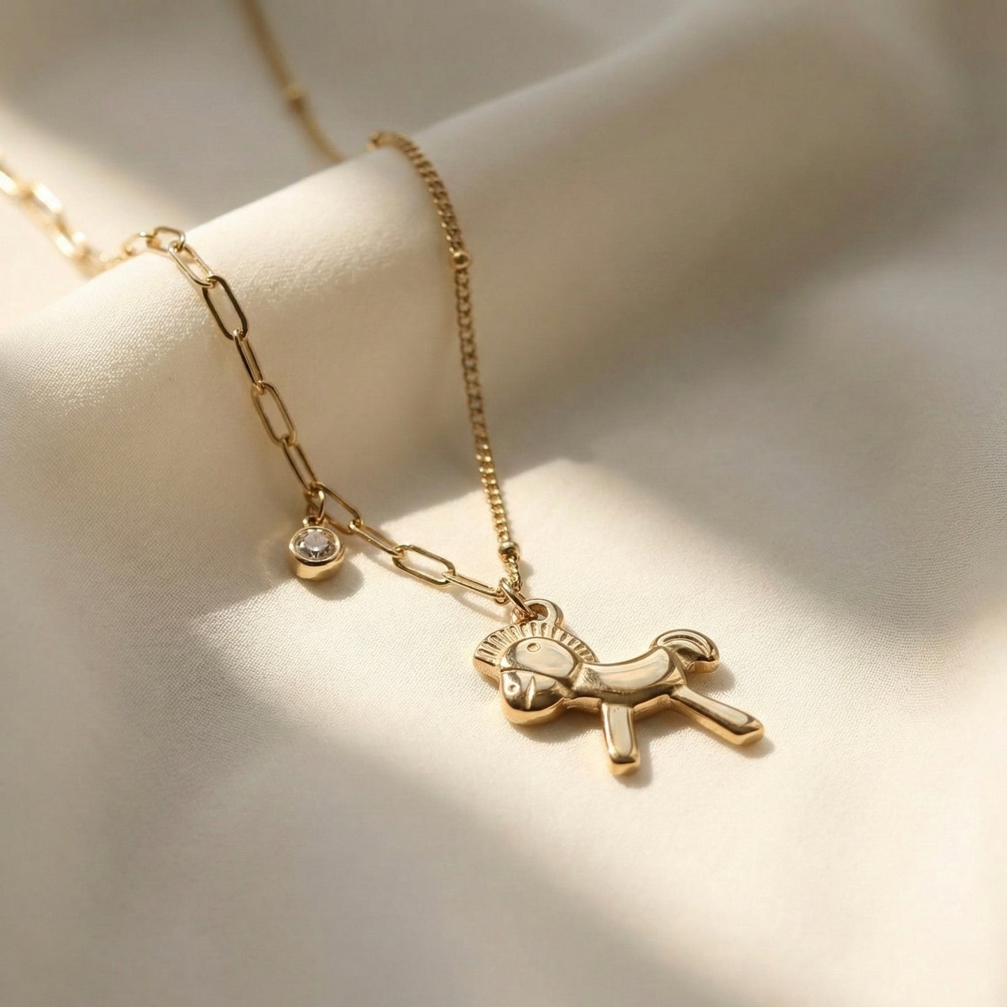 Lucky Horse Gold Plated Chain Necklace  – Minimal Charm Jewellery | Myst Juels