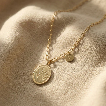 Golden Bloom Botanical Kit | A soft botanical statement in gold & pearl accents